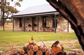 Sherwood Cottages Country Retreat Pic 1 - Sherwood Cottages Country Retreat Naracoorte South Australia