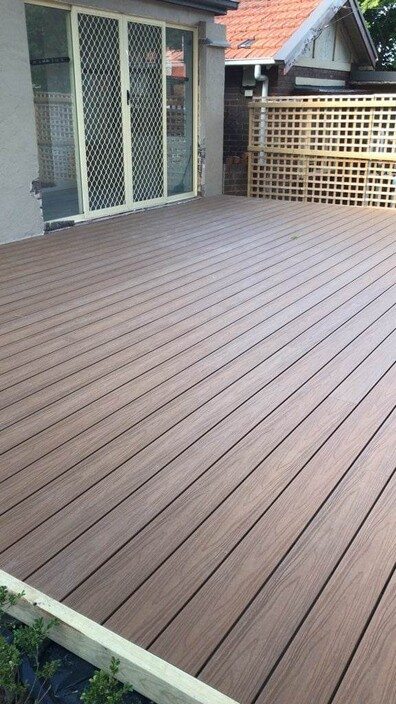 PeterCo Decking and Pergolas Pic 1