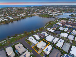 New Homes Queensland Pic 4 - Birtinya Island