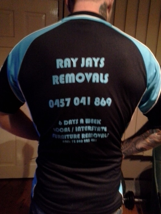 rayjays removals Pic 1