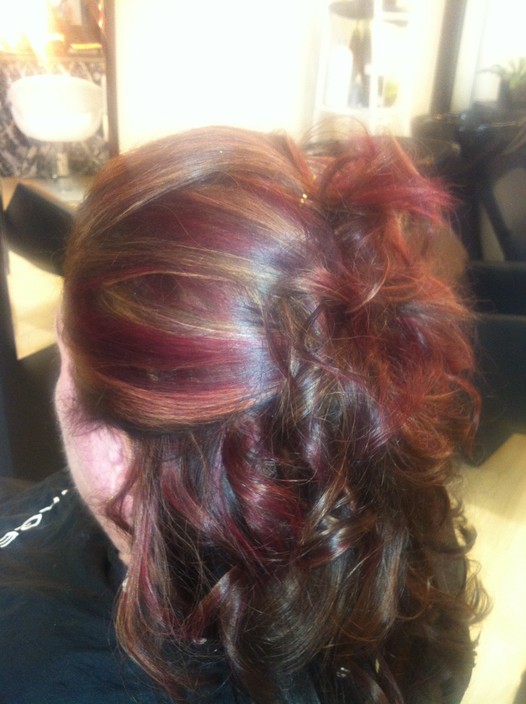 Elizabeth Latimer Hairdressing Pic 1