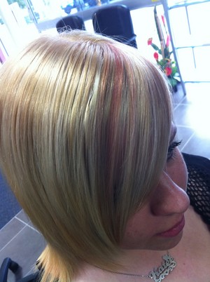 Elizabeth Latimer Hairdressing Pic 3