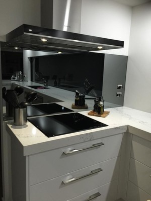 Yencken -Gale Glass Pic 4 - Splashbacks are one of our specialties here at Yencken Gale Glass This fabulous mirrored splashback looks amazing in this beautiful kitchen