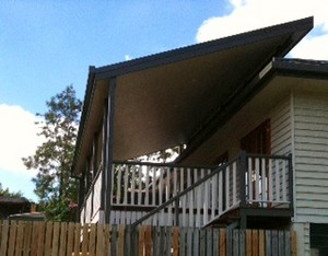 handball2me Pic 4 - External deck and stairs with flyover roof