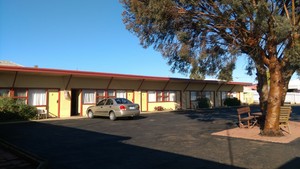 Nhill Oasis Motel Pic 5 - Grounds