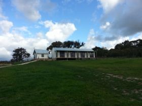 The Shed Company Sydney South West Pic 5 - STAFF UNITS ON FARM SITE