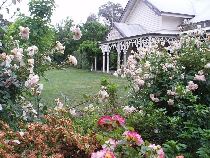 Shepparton B&B - Hurlstone Homestead Pic 1 - Luxury Bed and Breakfast accommodation in a peaceful country setting with stunning pastoral gardens just minutes from the CBD of Shepparton Victoria