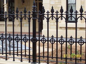 Adelaide Balustrade & Fencing Pic 3 - Kent Town fence