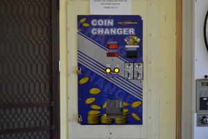 Sunshine North Coin Laundry Pic 5 - COIN CHANGER