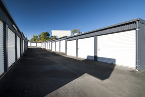 Beenleigh Self Storage Pic 4 - Wide Driveways