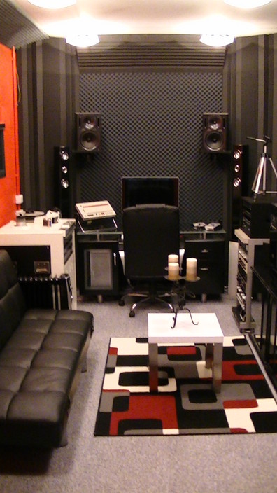 RECORD READY RECORDING STUDIO Pic 1