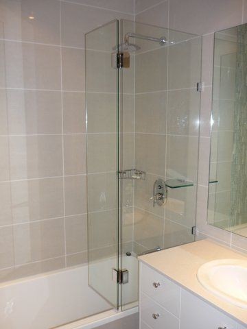 Glass Living Centre Pic 1 - frameless bath screens