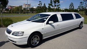 Limousine Line Pic 2 - White Limousine