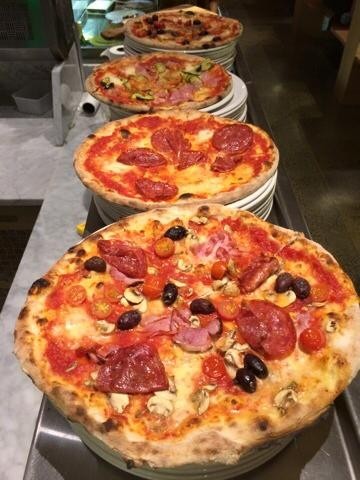 Pier 71 Bar e Cucina Pic 1 - Stone Oven Pizzas