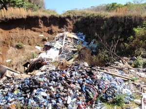 Fieldsie's mowing and rubbish removal Pic 4 - Rubbish Removal Ballina Fieldsies Mowing