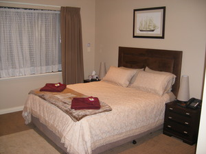 Santa Maria Executive B&B Fremantle Pic 2 - Leeuwin Room With Shared Bathroom