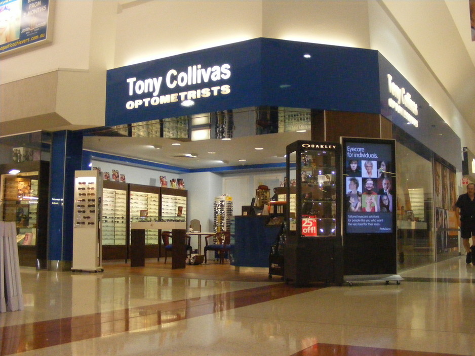 Tony Collivas Optometrist Pic 1