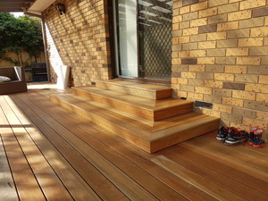 Winfield Construction - decking and carpentry Pic 4