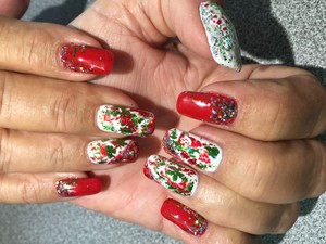 Salon Secrets Pic 3 - Xmas nailsfreestyle We can do any type of design your little heart desires Just ask