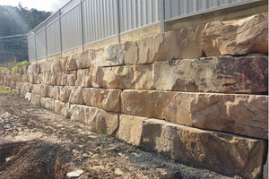 Blueprint Built Pty Ltd Pic 4 - Sandstone retaining walls