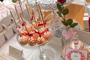 Sweet Az Tables & Decorations Pic 3 - Choc Mud Cakepops