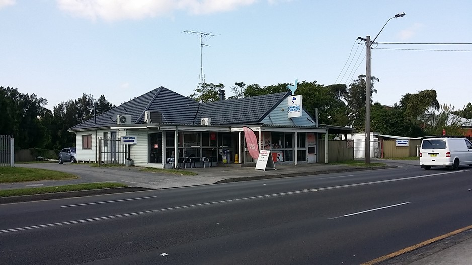 Unanderra Charcoal Chickens & Take Away Pic 1