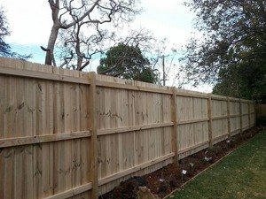 Richy's Fencing Pic 3 - Richys Fencing_03