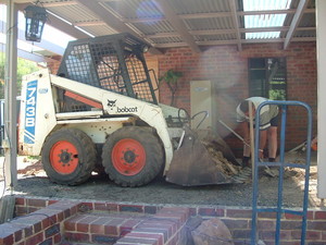 Bobcat Backhoe & 10 Tonne Tipper Hire Pic 5