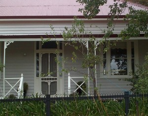 D & V Walsh Painters & Decorators Pic 2 - Old weatherboard home needed a well deserved facelift