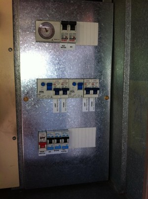 Dualis Electrical Pic 2