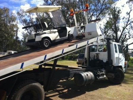 JR Sealey Towing Pic 1 - Large tow truck fully equipped and ready to Tow