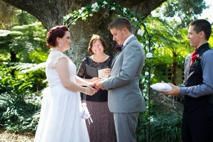 Dianne Sherrington Townsville Celebrant Pic 3