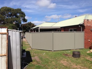 Raw Fencing Pic 5 - RAWFencing COLORBOND Fence