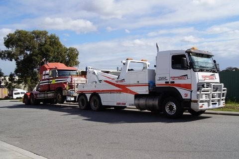 Perth Heavy Tow Pic 2