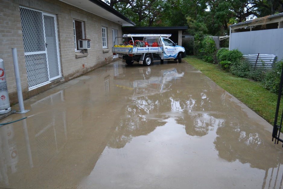 Anderson Housewashing Pic 1