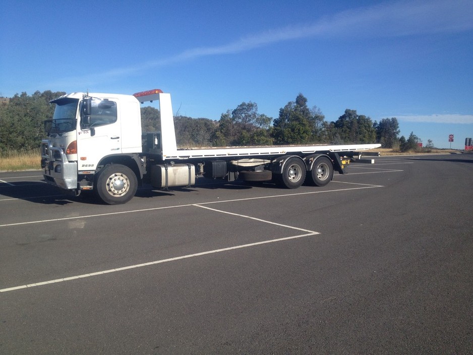 macedon rangers accident and recovery service Pic 1