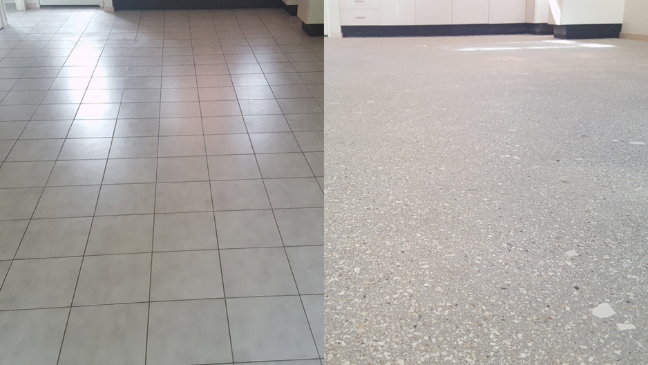 Suncoast Coatings Pic 1 - Flake Epoxy Coating over tiles Mudjimba