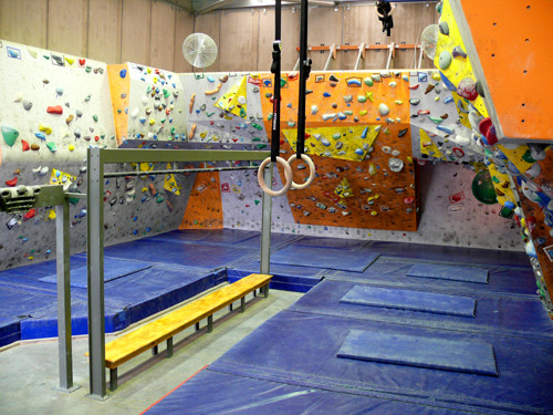 Bloc Climbing Centre Pic 1 - Bouldering gym