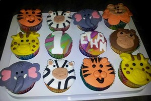 Baking Amazing cakes by Rachel Pic 2