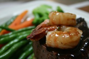 Pescare Restaurant Pic 2 - Eye Fillet BBQed prawns