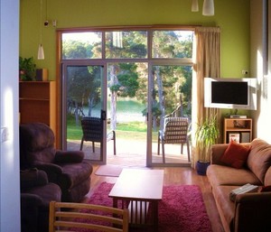 Ulverstone River Retreat Pic 3 - The Mezzanine apartment