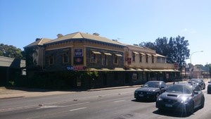 Fountain Inn Hotel Pic 3