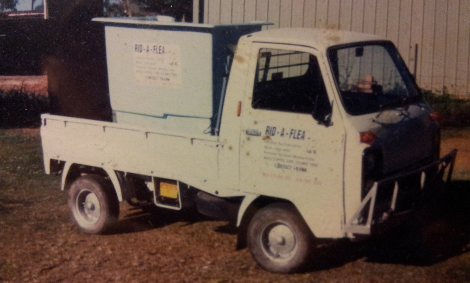 Rid-a-flea Mobile Dog Wash Pic 1 - My first truck 1996