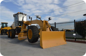 Dodds Excavations Pic 2 - 10 Tonne grader with laser guidance Roads drive ways car parks