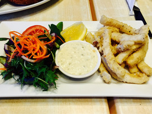 Cafe Bondi Pic 4 - Salt pepper calamari