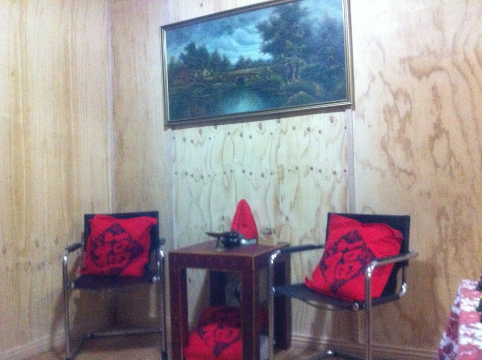 Glenrochy Chinese Remedial Massage Pic 1 - waiting area