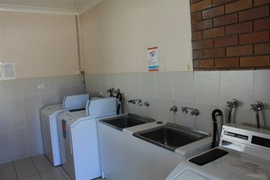 Armidale Tourist Park Pic 4 - Coin operated Laundry