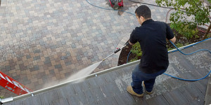 Spotless Gutter Cleaning Pic 2