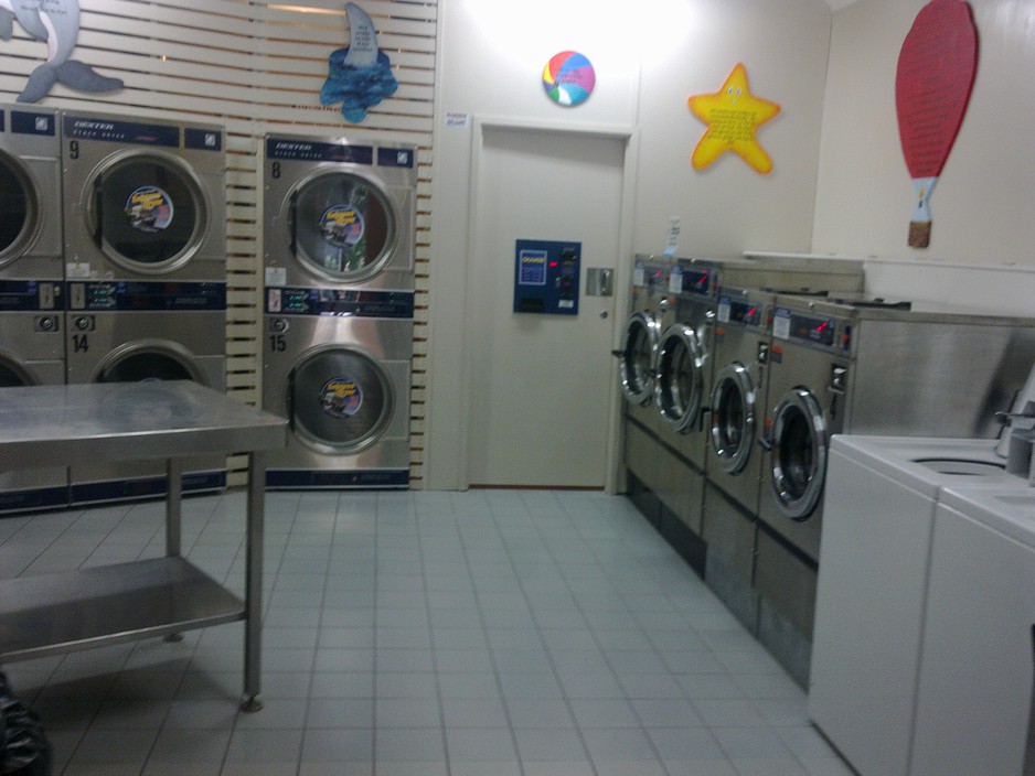 Quickie-mat Laundromat - Studio Village Pic 1