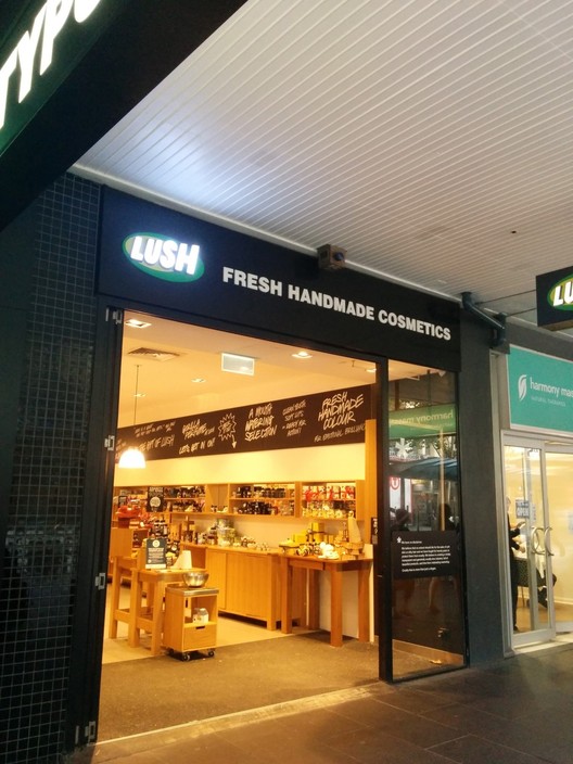 Lush Fresh Handmade Cosmetics Melbourne Pic 1